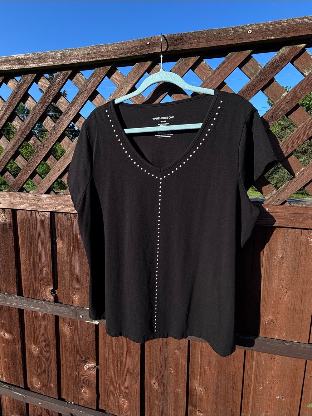 3X Black T-Shirt V-Neck Silver Detail